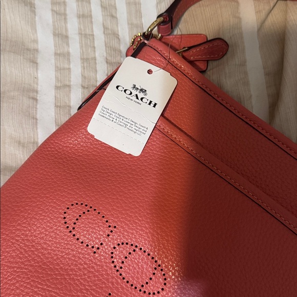 Coach File Crossbody
With Coach Print Coral Crossbody Woman’s Bag - Picture 4 of 6